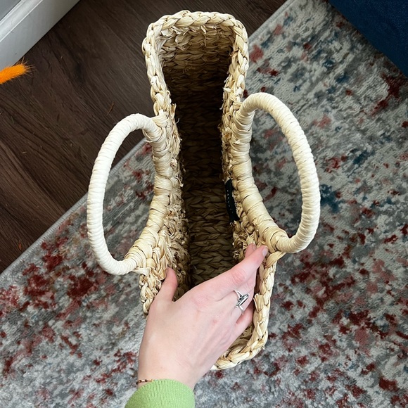 Rattan style tote - Picture 3 of 6